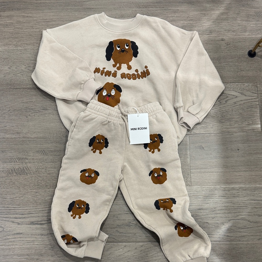 NWT Mini Rodini Cream Sweatshirt and Joggers with Brown Dog Print